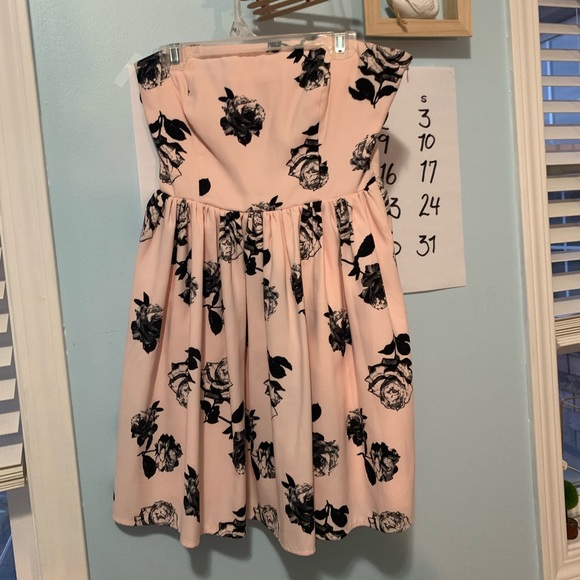 Black Rose Strapless Dress - Picture 2 of 4